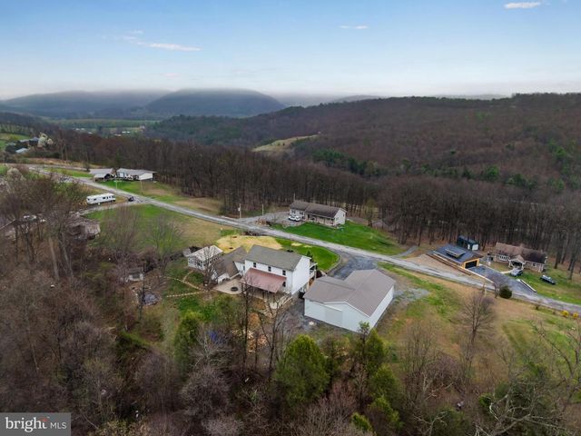 18586 MIRIAM DR, Three Springs, PA 17264