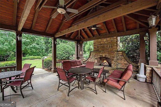 2856 Overlook Trace NE, Atlanta, GA 30324