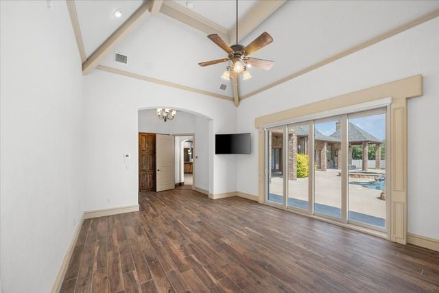 7909 Bella Flora Drive, Fort Worth, TX 76126