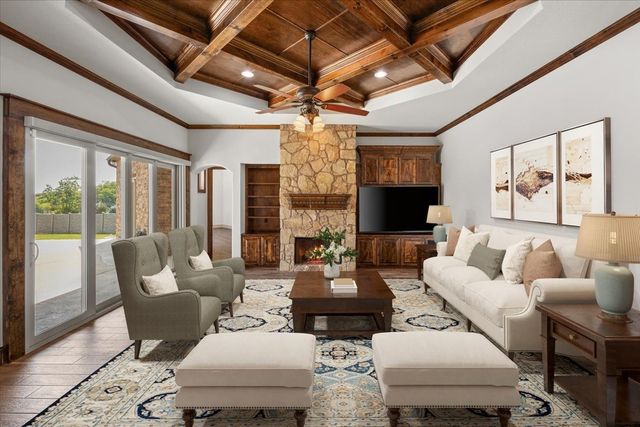 7909 Bella Flora Drive, Fort Worth, TX 76126