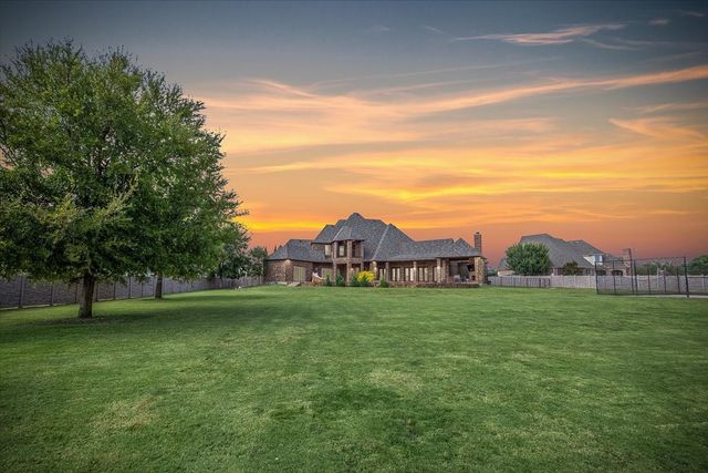 7909 Bella Flora Drive, Fort Worth, TX 76126