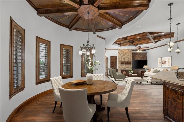 7909 Bella Flora Drive, Fort Worth, TX 76126