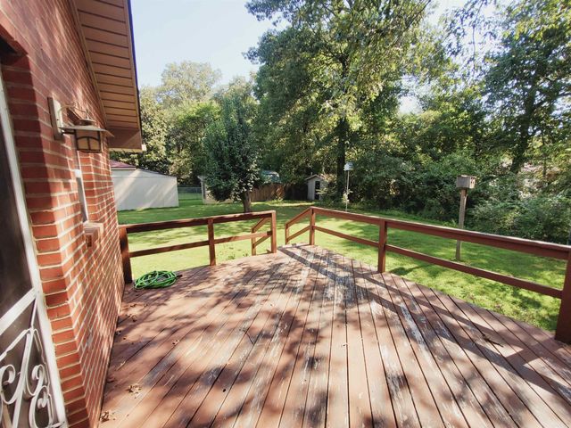 305 N 8th Avenue, Piggott, AR 72454