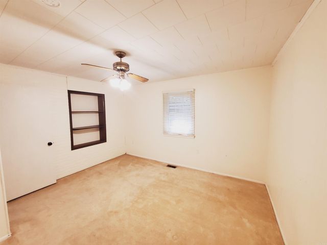 305 N 8th Avenue, Piggott, AR 72454