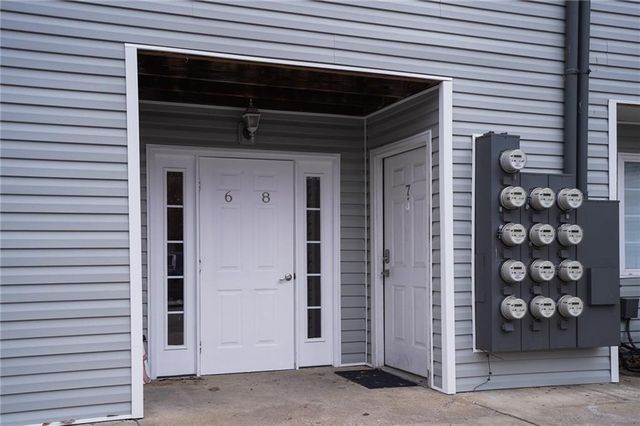 1505 W 25th Court, Lawrence, KS 66046