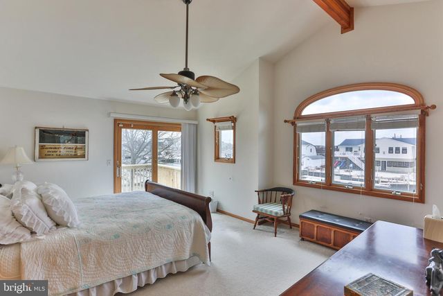 6 BEACH DR, Tuckerton, NJ 08087