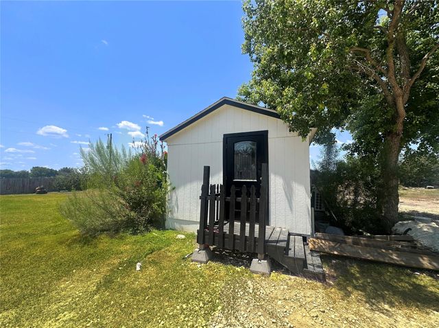 2130 Mathias LN, Kyle, TX 78640