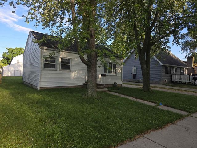1735 11TH AVENUE, Green Bay, WI 54304