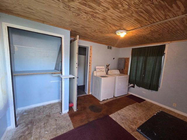1735 11TH AVENUE, Green Bay, WI 54304