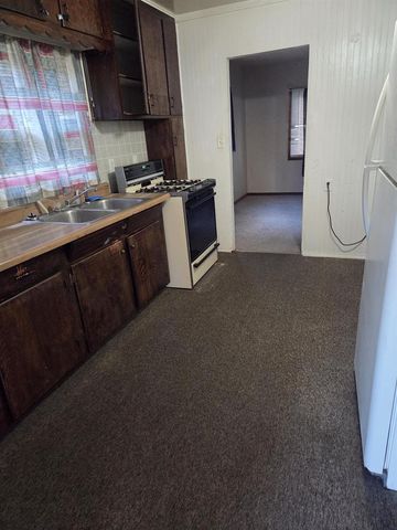 1735 11TH AVENUE, Green Bay, WI 54304