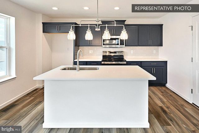 SASSAFRAS PLAN AT HILLS AT VALLEY VIEW, Spring Grove, PA 17362