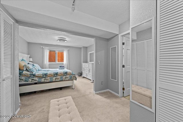 16038 Mammoth Circle, Eagle River, AK 99577