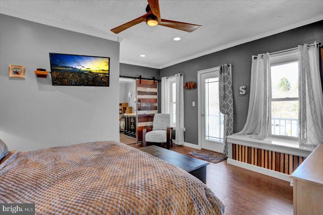 204 E HIGH ST, Womelsdorf, PA 19567