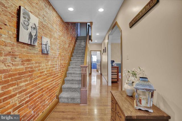 204 E HIGH ST, Womelsdorf, PA 19567