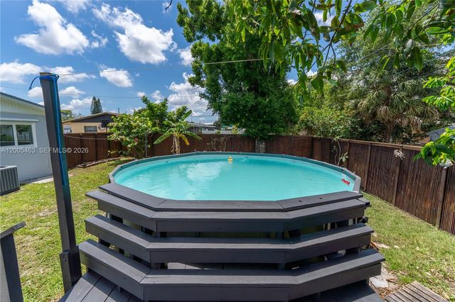 20440 NW 20th Ct, Miami Gardens, FL 33056