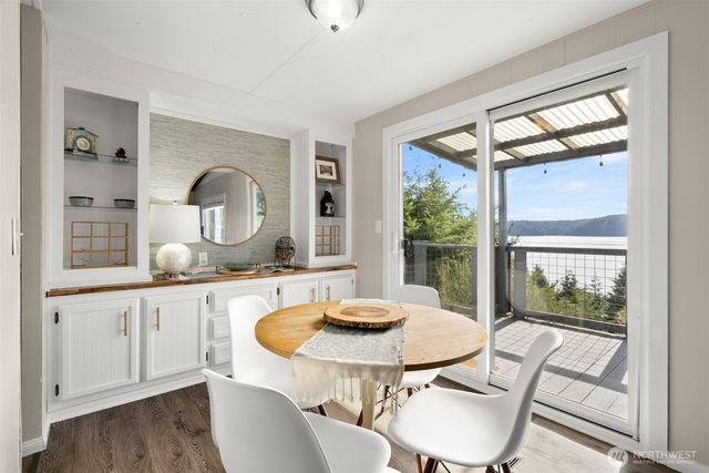 40 N Canal View Road, Hoodsport, WA 98548