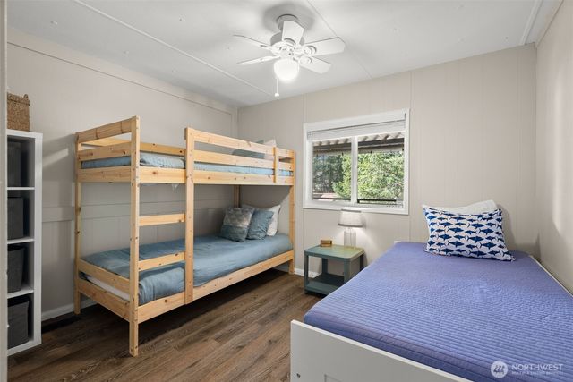 40 N Canal View Road, Hoodsport, WA 98548