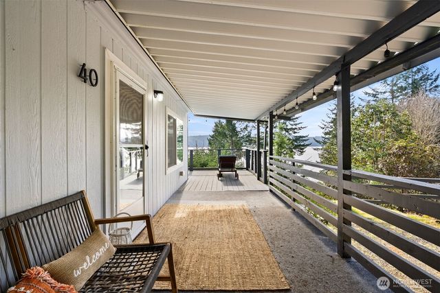 40 N Canal View Road, Hoodsport, WA 98548