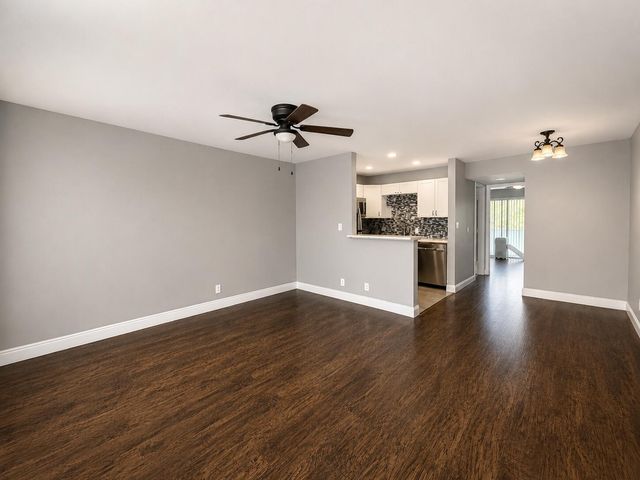 119 SUSSEX F 119, West Palm Beach, FL 33417