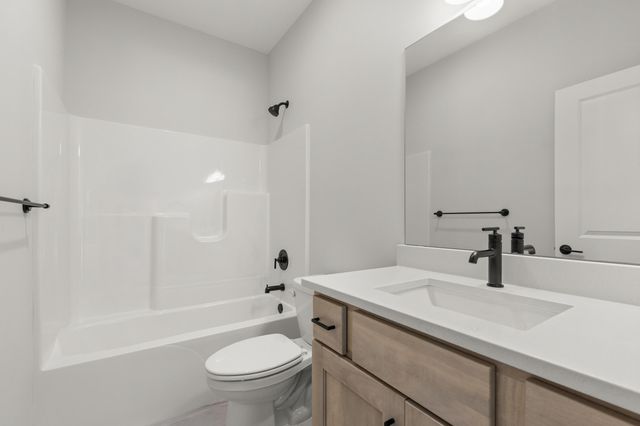 4522 STONINGTON CT, Columbia, MO 65203