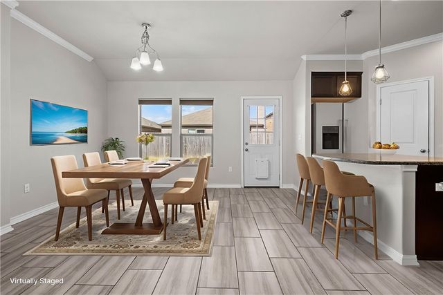 1032 Pasadena St, Portland, TX 78374