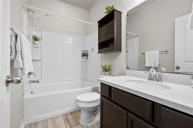 1032 Pasadena St, Portland, TX 78374