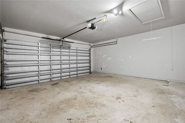 1032 Pasadena St, Portland, TX 78374