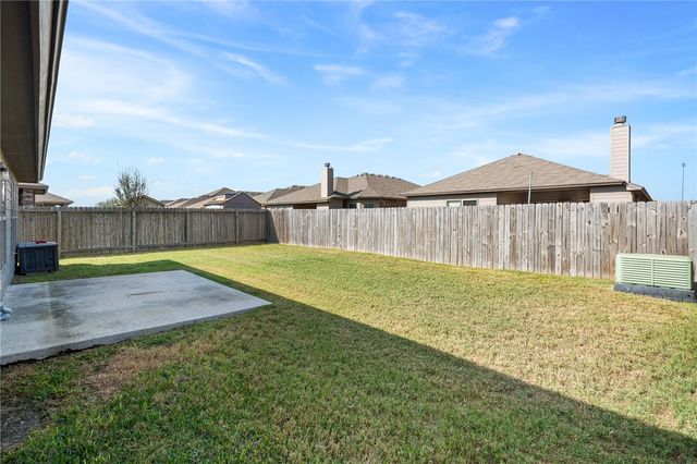 1032 Pasadena St, Portland, TX 78374