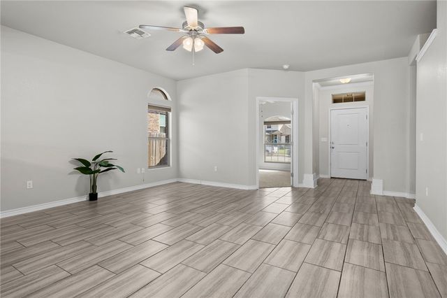 1032 Pasadena St, Portland, TX 78374