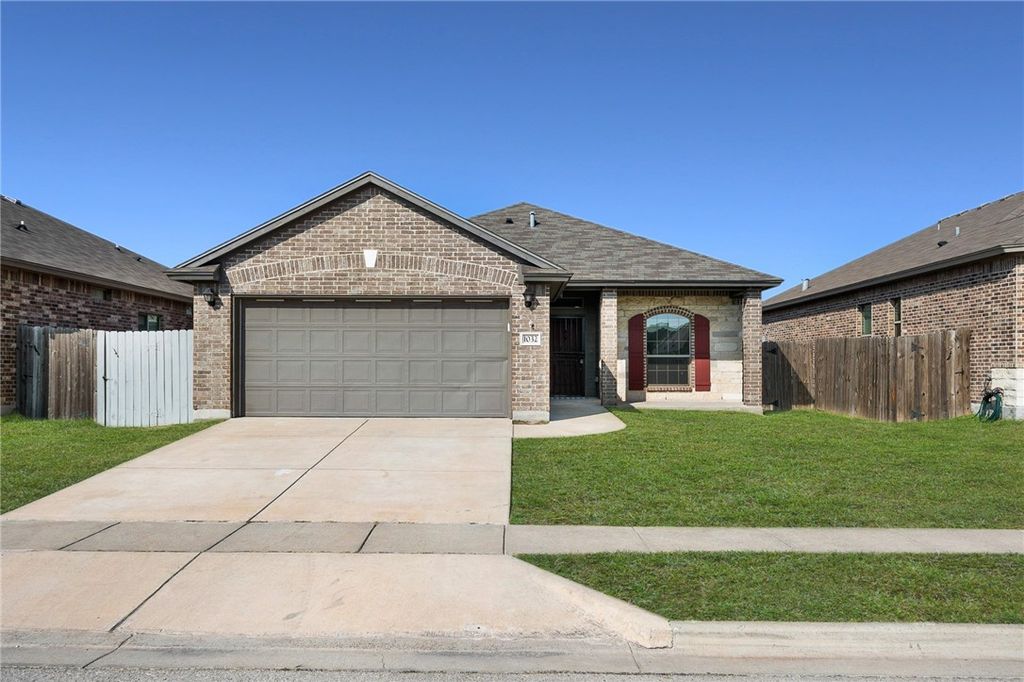 1032 Pasadena St, Portland, TX 78374 — photo 2
