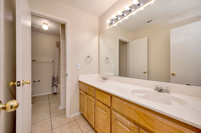 117 Goldeneye Lane, Fort Worth, TX 76120