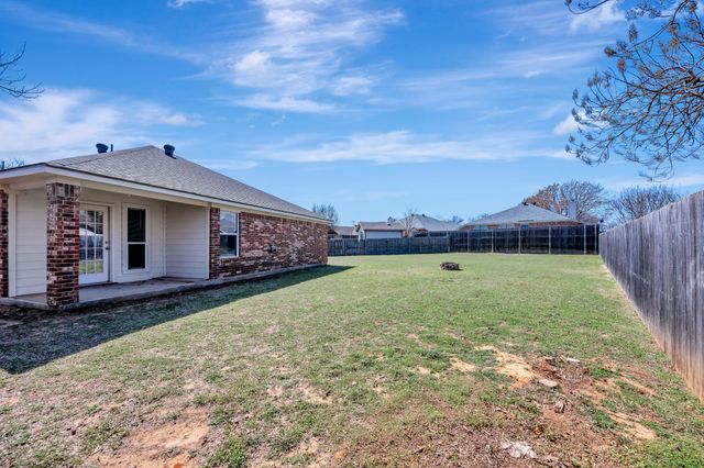 117 Goldeneye Lane, Fort Worth, TX 76120