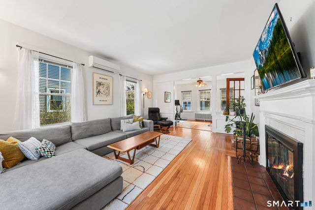 154 First Avenue, West Haven, CT 06516