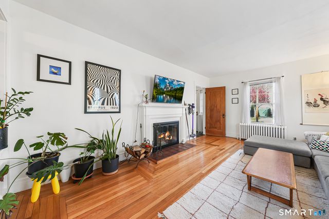 154 First Avenue, West Haven, CT 06516