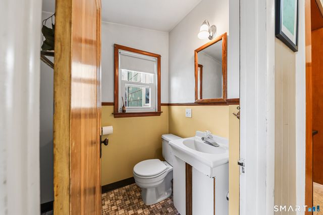 154 First Avenue, West Haven, CT 06516