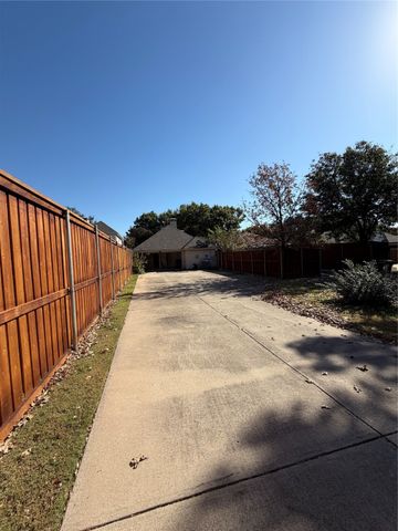 6737 Saddletree Trail, Plano, TX 75023