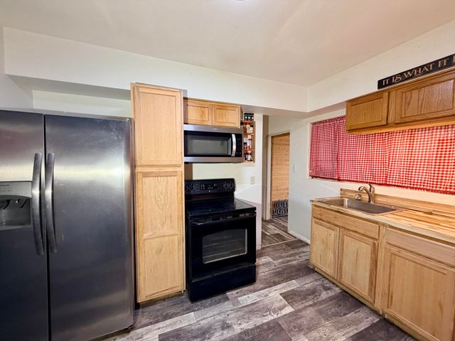 533 Mc Guire Avenue, Beattyville, KY 41311