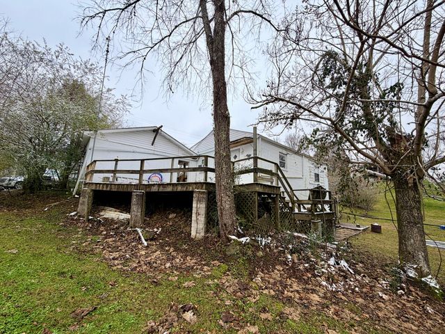 533 Mc Guire Avenue, Beattyville, KY 41311