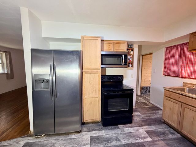 533 Mc Guire Avenue, Beattyville, KY 41311