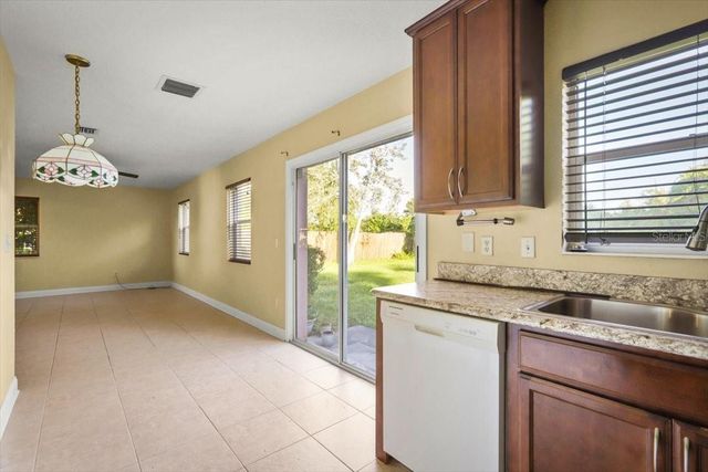 5 WOOD ACRE LANE, Palm Coast, FL 32164