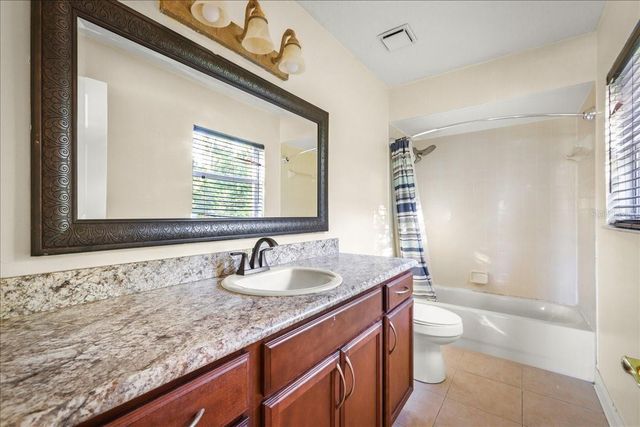 5 WOOD ACRE LANE, Palm Coast, FL 32164