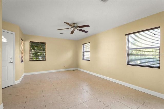 5 WOOD ACRE LANE, Palm Coast, FL 32164