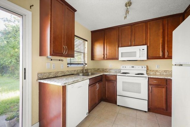 5 WOOD ACRE LANE, Palm Coast, FL 32164