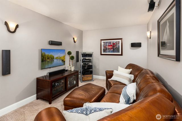 4560 ISLAND Avenue, Bainbridge Island, WA 98110