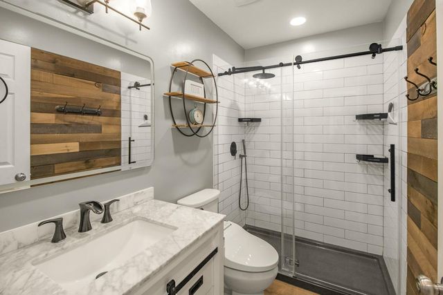 12025 Jasper Lane, Eden Prairie, MN 55347