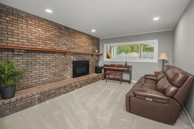 12025 Jasper Lane, Eden Prairie, MN 55347