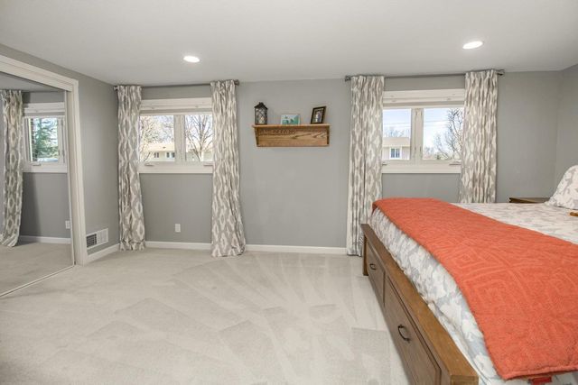 12025 Jasper Lane, Eden Prairie, MN 55347