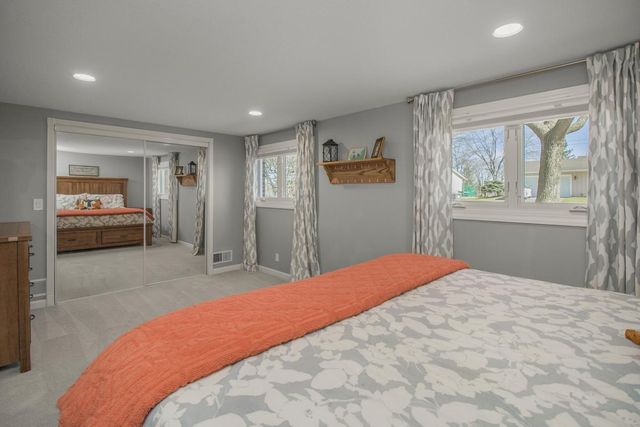 12025 Jasper Lane, Eden Prairie, MN 55347