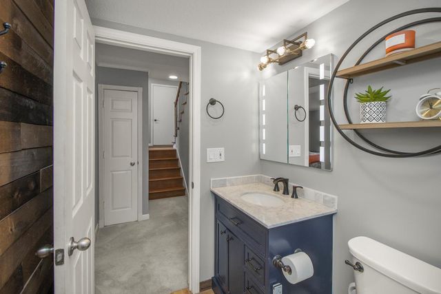 12025 Jasper Lane, Eden Prairie, MN 55347