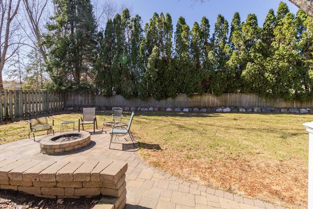 12025 Jasper Lane, Eden Prairie, MN 55347